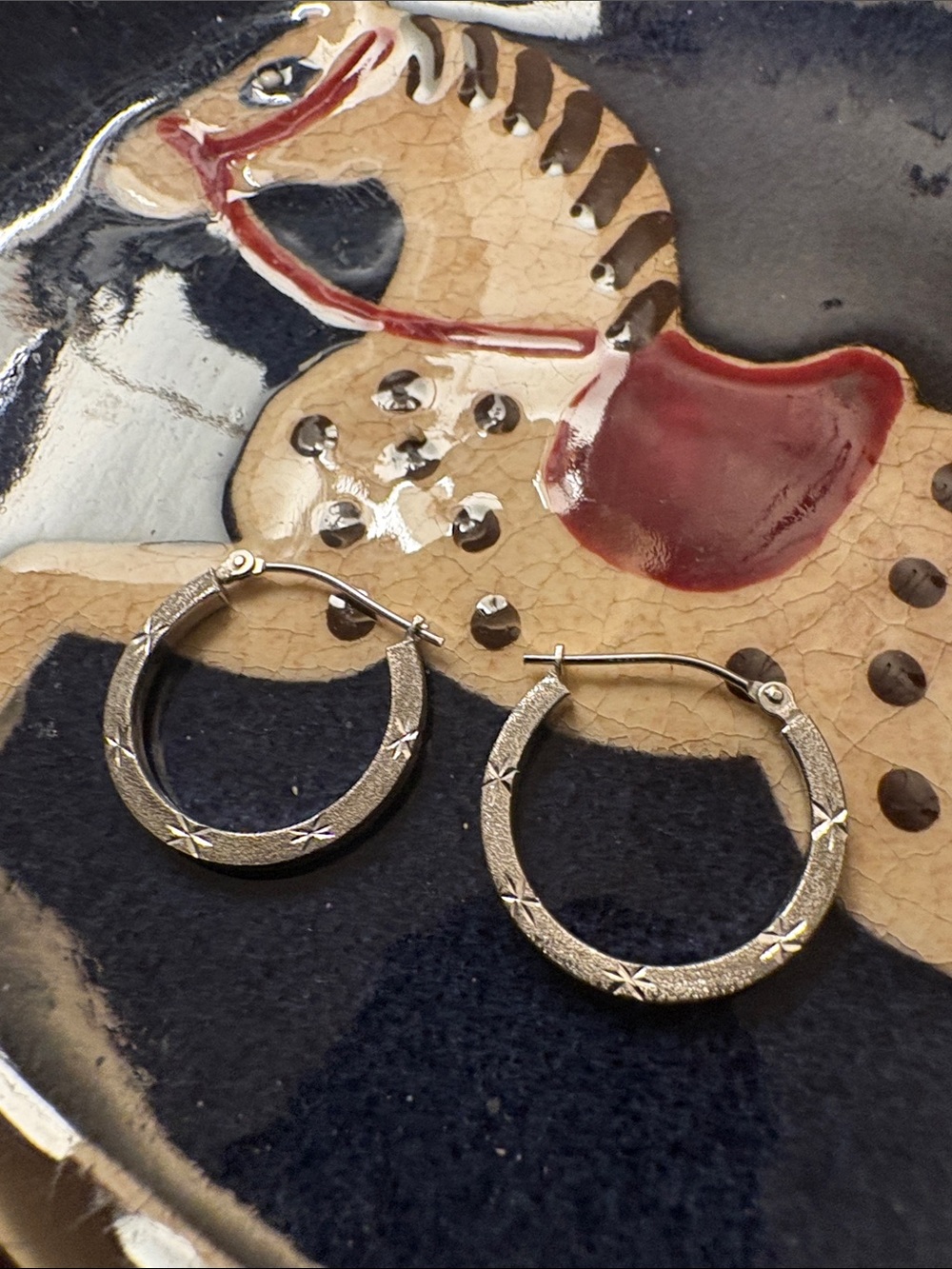 14k white gold Stars Hoop Earrings - Picture 2 of 4